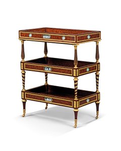Mesa de trabajo tardía Luis XVI de madera de tejo y caoba con monturas de bronce dorado y camafeo de Adam Weisweiler