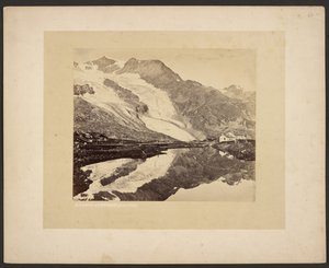 El hospicio de Bernina y el glaciar de Cambréna