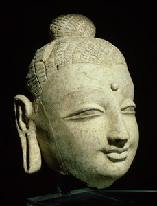 Cabeza de un Buda sonriente, estilo greco-budista, de Afganistán, siglo I-IV de Afghan School