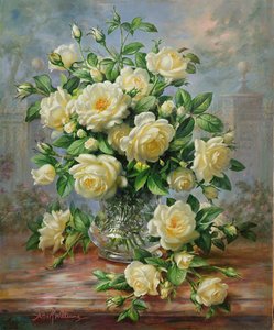 Rosas Princesa Diana en un jarrón de cristal tallado de Albert Williams