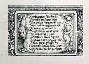El Arco Triunfal del Emperador Maximiliano I de Alemania: (detalle) del esquema decorativo mostrando una piel de león con una inscripción alabando las conexiones familiares del Emperador, pub. 1517-18 de Albrecht Dürer