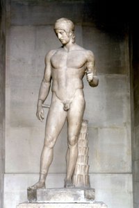 Ares llamado Ares Borghese. Estatua de Alcamene, siglo V a.C. Museo del Louvre