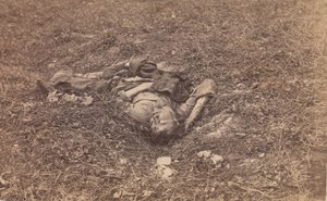 Soldado confederado [en el campo de batalla de Antietam], septiembre de 1862 de Alexander Gardner