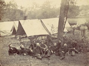 Grupo en el cuartel general del Ejército del Potomac, Antietam, octubre de 1862 de Alexander Gardner