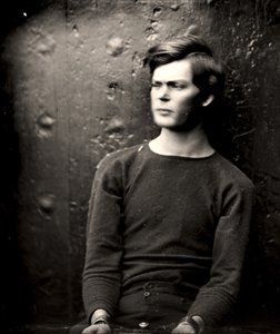 Lewis Powell con grilletes en la muñeca a bordo del USS Saugus, 1865 de Alexander Gardner