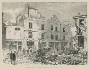 Los atentados con dinamita en Westminster; Vista general del daño en Scotland Yard de Alfred Chantrey Corbould