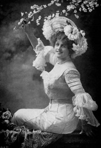 Marie Studholme 1875-1930, actriz de teatro inglesa, 1902-1903 de Alfred Ellis and Walery
