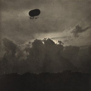 Un Dirigible, publicado en octubre de 1911 (fotograbado) de Alfred Stieglitz
