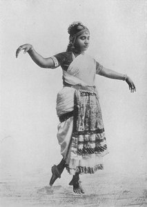 Nauch, bailarina, c. 1890, 1910