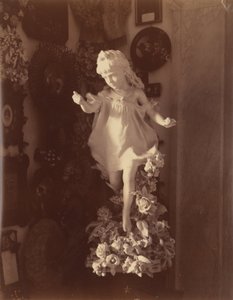 Estatua de una Niña