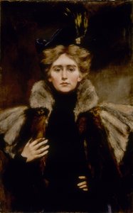 Natalie con capa de piel de Alice Pike Barney