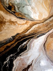 Flujo de mármol dorado