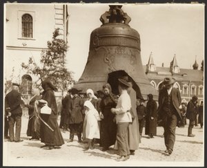 [Fotografías del viaje de estudios a Rusia utilizadas para el cuadro "La abolición de la servidumbre en Rusia" (1914), del "Ciclo de la Epopeya de los Eslavos, Moscú"].