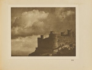 Las nubes y el castillo de Alvin Langdon Coburn