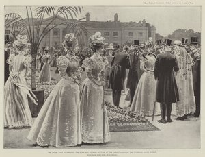 La visita real a Irlanda, el duque y la duquesa de York en la fiesta en el jardín en la Residencia Virreinal, Dublín