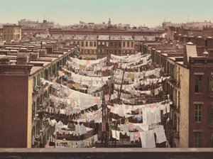 Un Lunes de Lavado, Ciudad de Nueva York de American 20th Century, Detroit Photographic Company