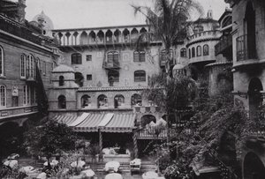 California: Riverside, Comedor del Patio del Glenwood Mission Inn