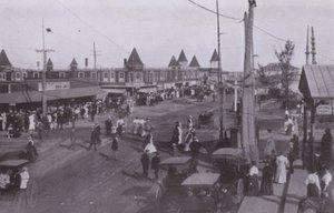 Old Orchard Beach, Maine: Escena cerca del depósito de American Photographer (after)