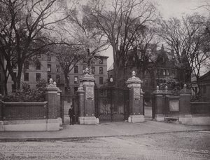 Providence, Rhode Island: Puerta Van Wickle, Universidad de Brown de American Photographer (after)