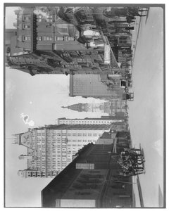Broad Street hacia el norte hasta el Ayuntamiento, Filadelfia, c.1900 de American Photographer