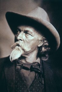 Buffalo Bill (1846-1917) en sus últimos años de American Photographer