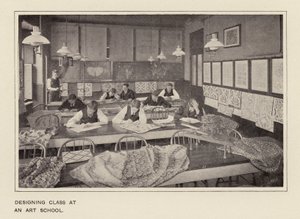 Clase de diseño en una escuela de arte (foto en blanco y negro) de American Photographer