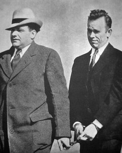 John Dillinger bajo arresto en enero de 1934 de American Photographer