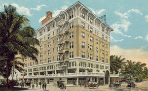 Miami, Florida, hacia 1925: El Hotel Urmey (foto en color) de American Photographer