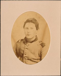 Retrato de un soldado no identificado (foto sepia) de American Photographer