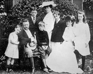 El presidente Theodore Roosevelt con su esposa y familia de American Photographer