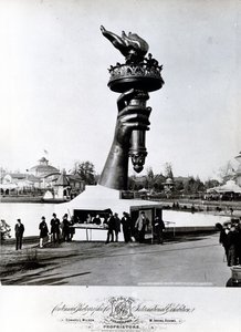 La mano y la antorcha de la Estatua de la Libertad, 1876
