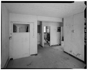 Apartamento típico de 2 dormitorios con conexión para lavandería en el vestíbulo. - Techwood Homes, Edificio No. 6, 465 Techwood Drive y 119-125 Hunnicutt Street, Atlanta, Condado de Fulton, GA