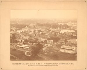 Vista de la Exposición Internacional del Centenario, desde el Observatorio, Georges Hill, Filadelfia, 1876 de American Photographer