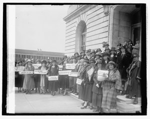 Mujeres de Nueva Jersey en el Capitolio para la audiencia de prohibición de American Photographer