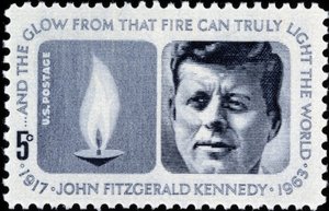 Sello americano sobre John Fitzgerald Kennedy de American School