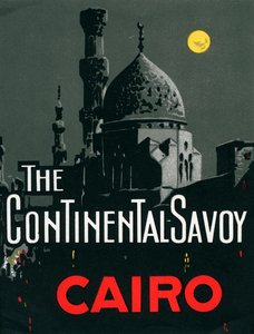 Hotel Continental Savoy en El Cairo con mezquita de American School