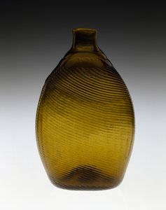 Botella de bolsillo de American School