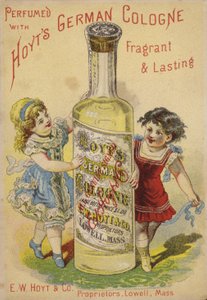 Dos Niñas con Botella de Perfume