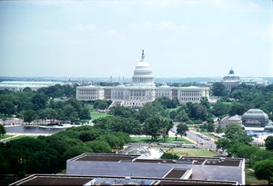 Vista del Capitolio de los Estados Unidos y el National Mall de American School