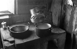CROTONE - COCINA DE UN OBRERO CUALIFICADO