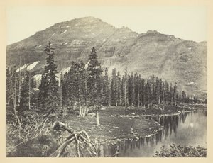 Lago en la cabecera del río Bear, montaña Uintah de Andrew Joseph Russell