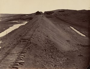 Placa 2. Canon de granito, desde el depósito de agua,1869 (foto) de Andrew Joseph Russell