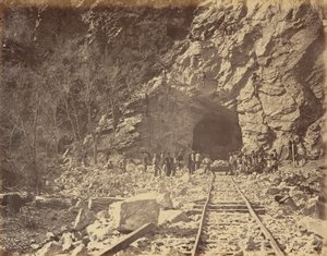 Lámina 39. Extremo Este del Túnel, Weber Canon,1869 (foto) de Andrew Joseph Russell