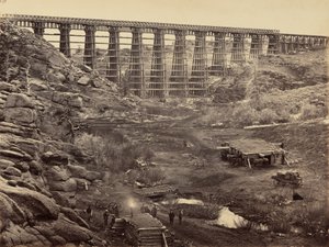 Lámina 8. Puente de Dale Creek, desde arriba,1869 (foto) de Andrew Joseph Russell