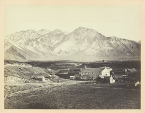 La cordillera Wasatch de las Montañas Rocosas, desde las fábricas de lana de Brigham Young de Andrew Joseph Russell
