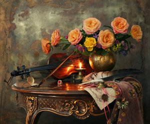 Violín antiguo y rosas
