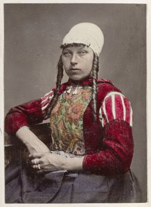 Retrato de una mujer con el traje tradicional de Marken ¡Holandska Skönheter! (título en el objeto)