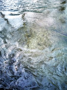 Caudal de agua limpia de Angelo Cerantola