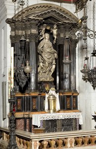 La Asunción de la Virgen María de Annibale Fontana