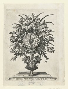 Jarrón grotesco con flores, incluido un girasol. Jarrones con flores (título de la serie) de Anonymous